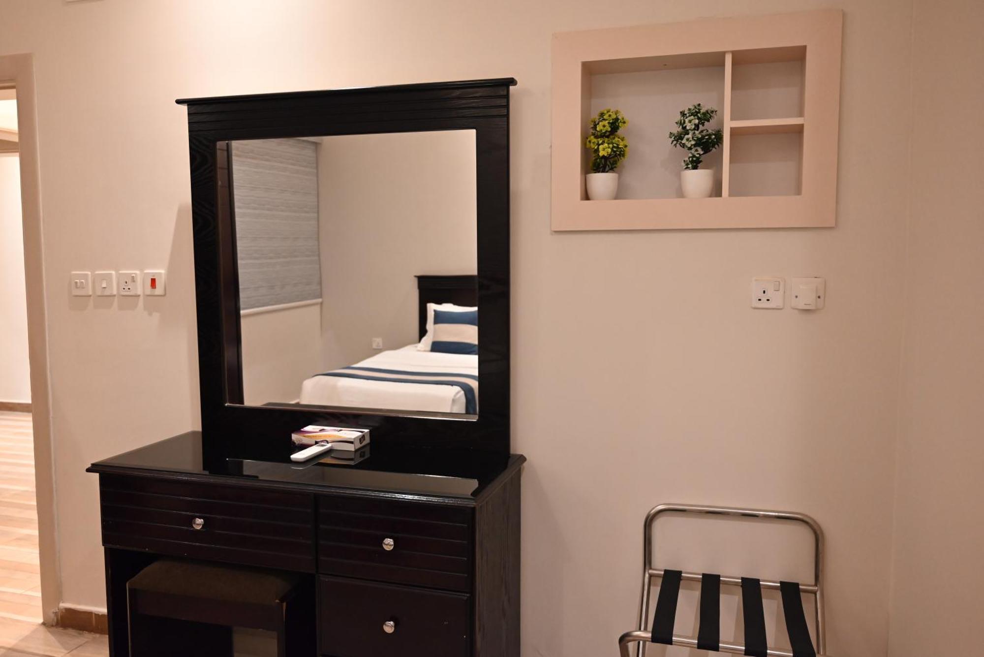 Saba Ohod For Hotel Suites Медина Экстерьер фото